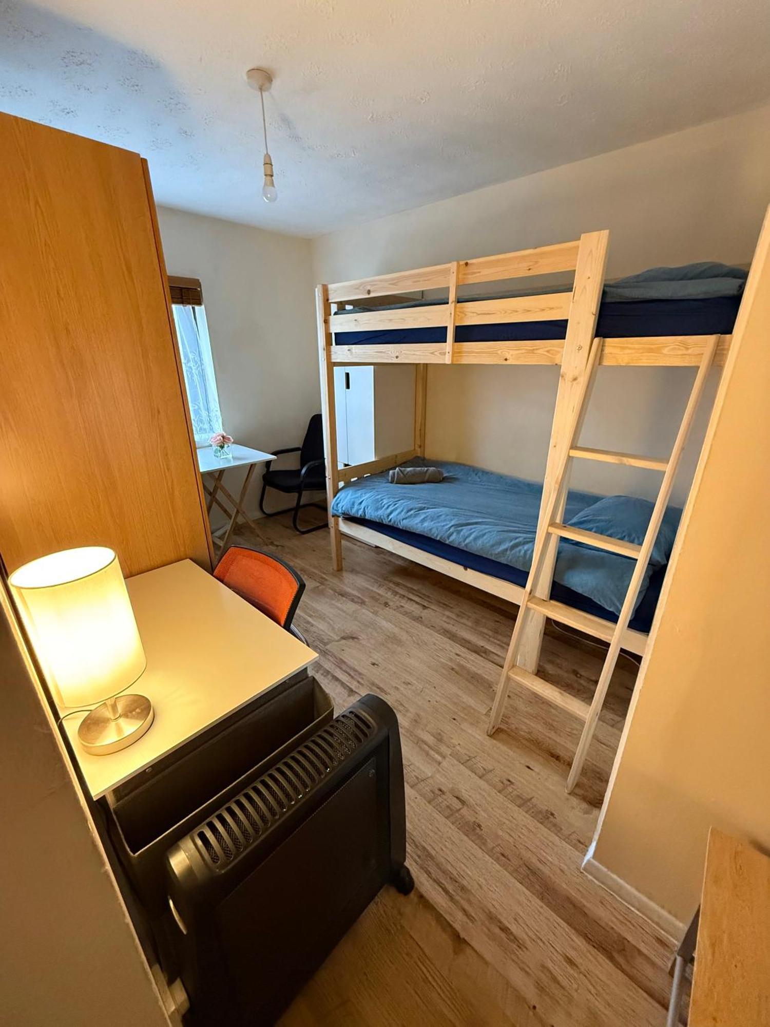 Upton Park - House Apartment London Ngoại thất bức ảnh